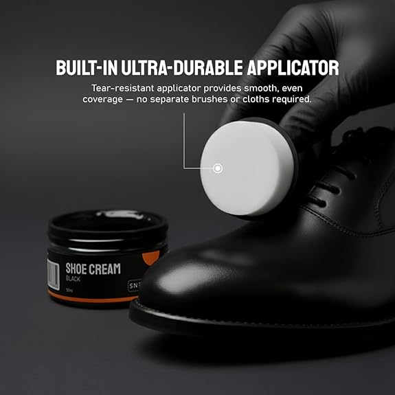 SNEAKARE Shoe Cream with Built-In Applicator