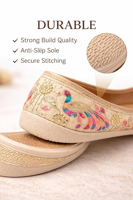 Women Embroidered Jutti Flats